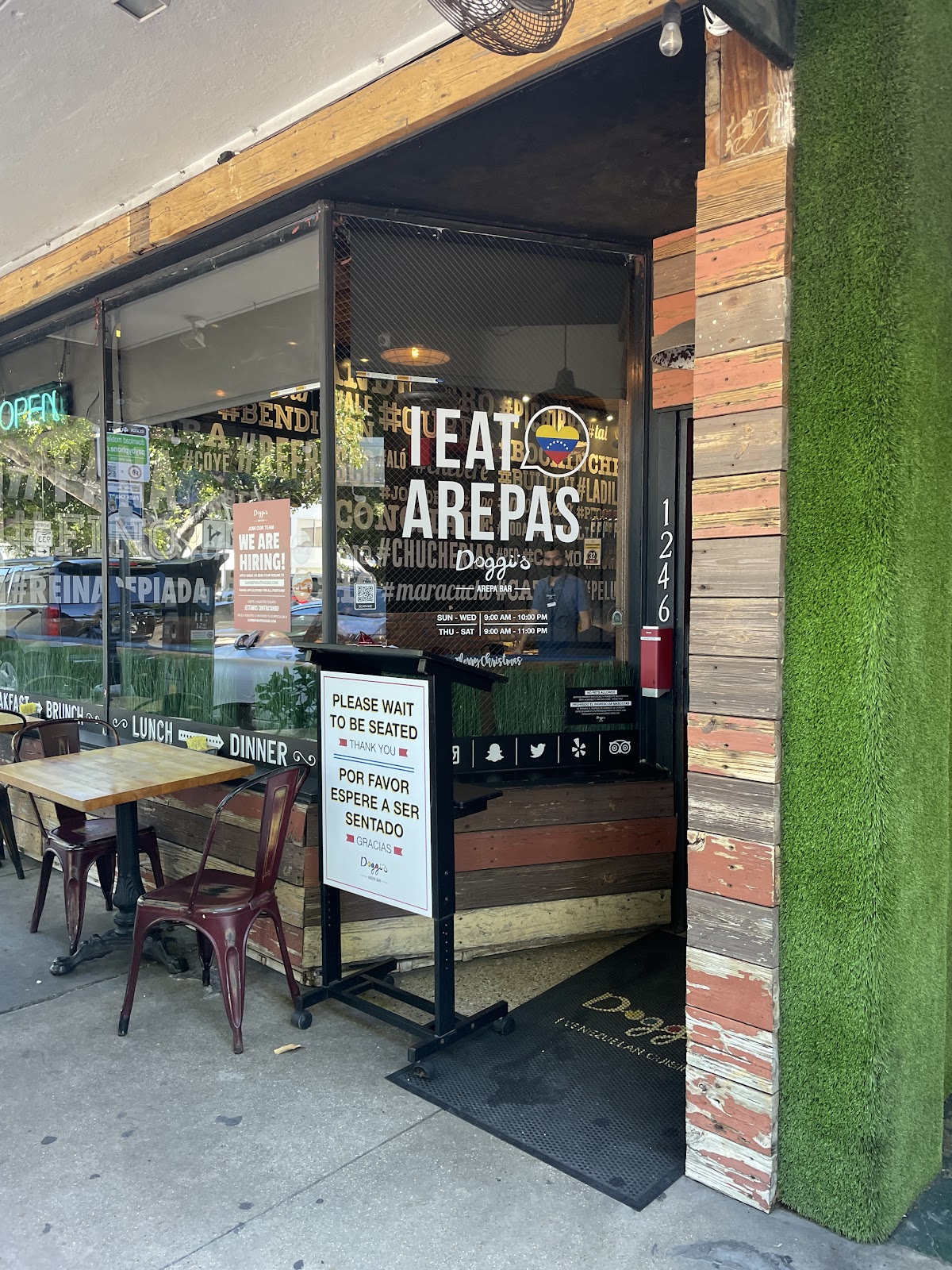 Doggi’s Arepa Bar