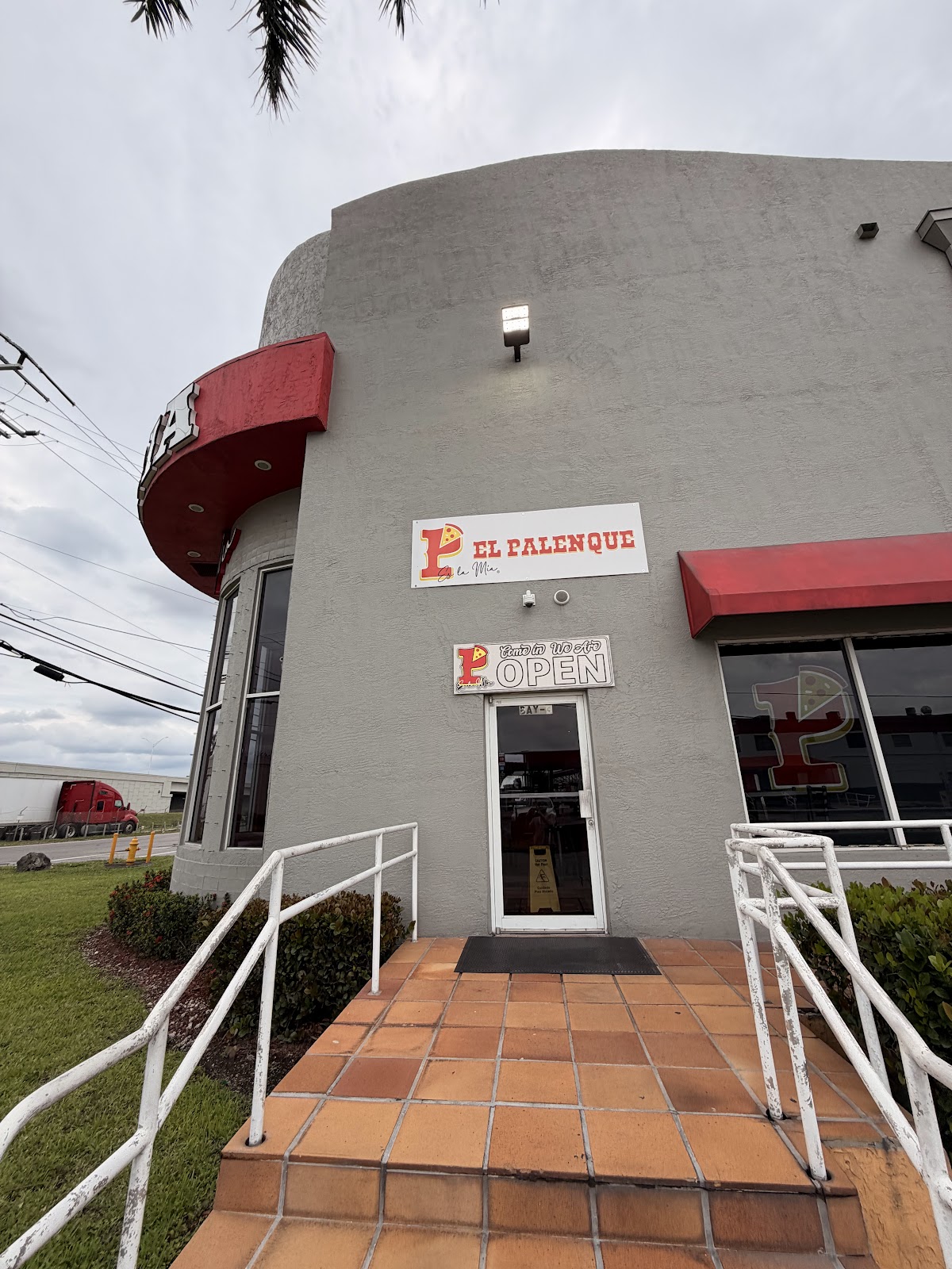 El Palenque Pizzeria Cubana