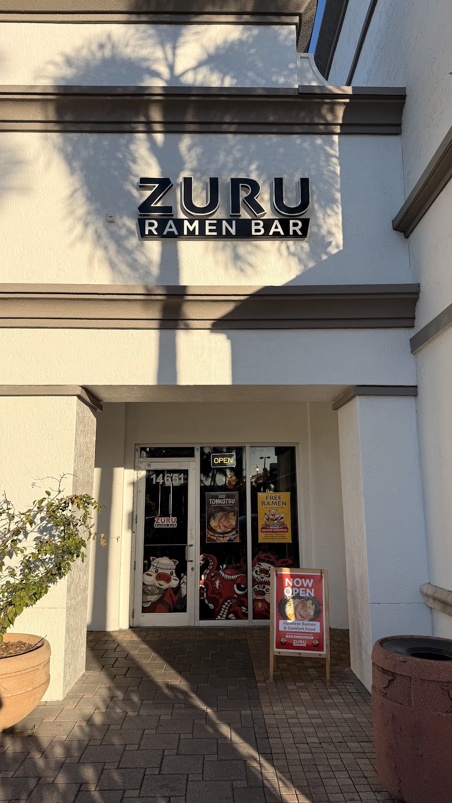 Zuru Ramen Bar