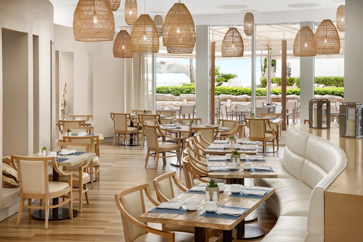 Azzurro Italian Restaurant & Bar