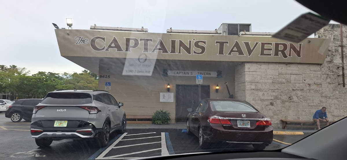 Captain's Tavern