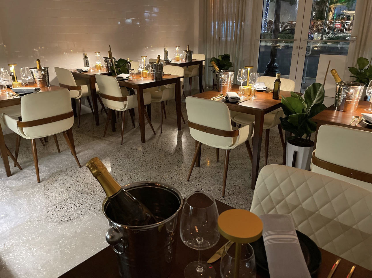 Nettuno Italian Seafood & Oysters