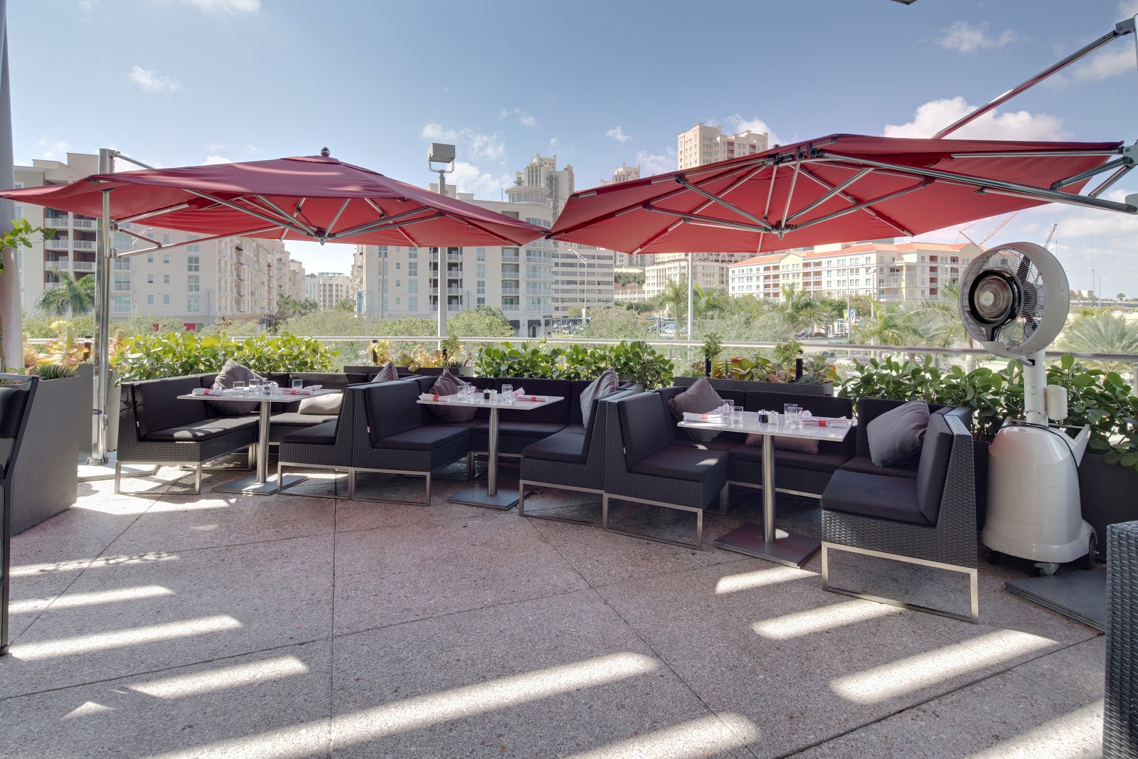 Earls Kitchen + Bar