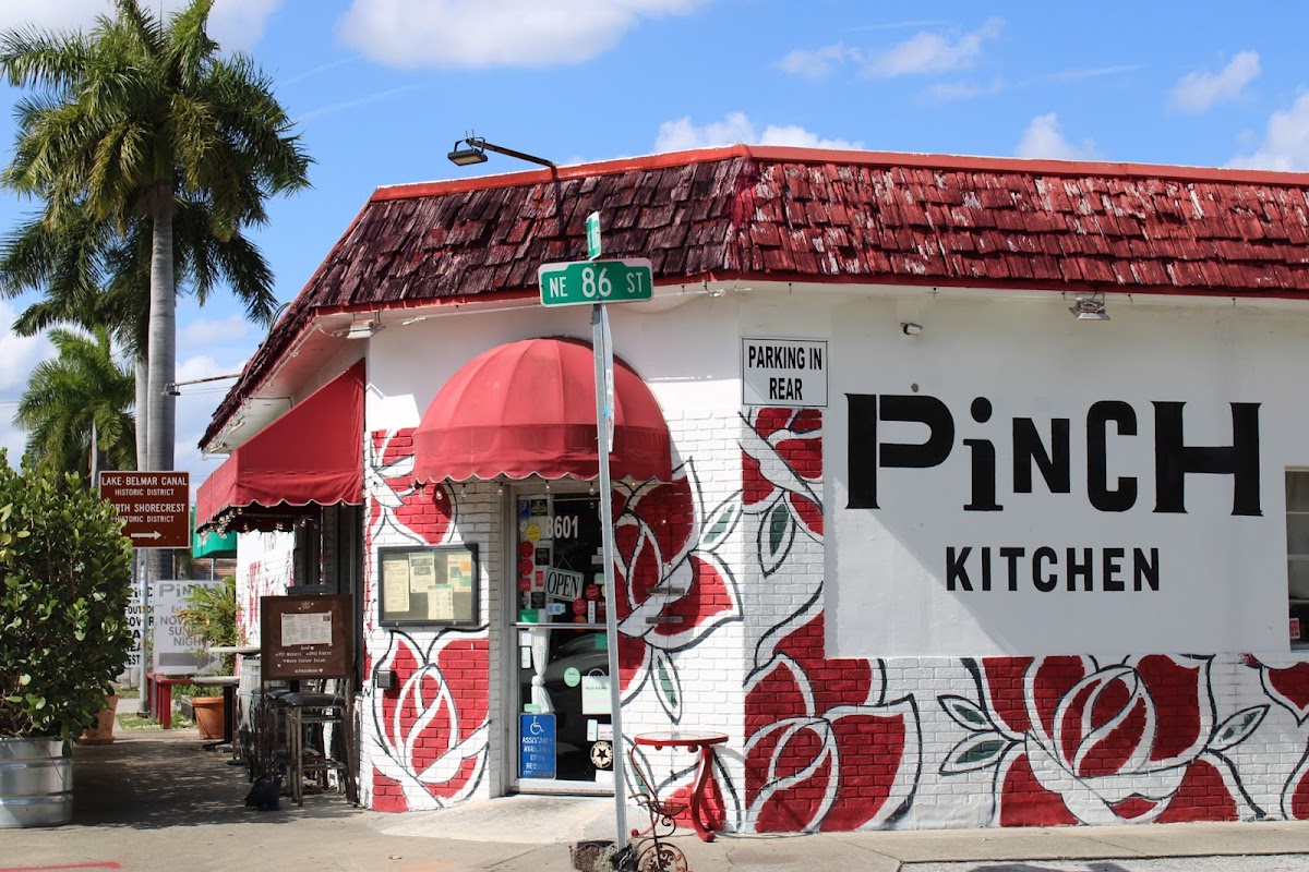 Pinch Kitchen + Bar