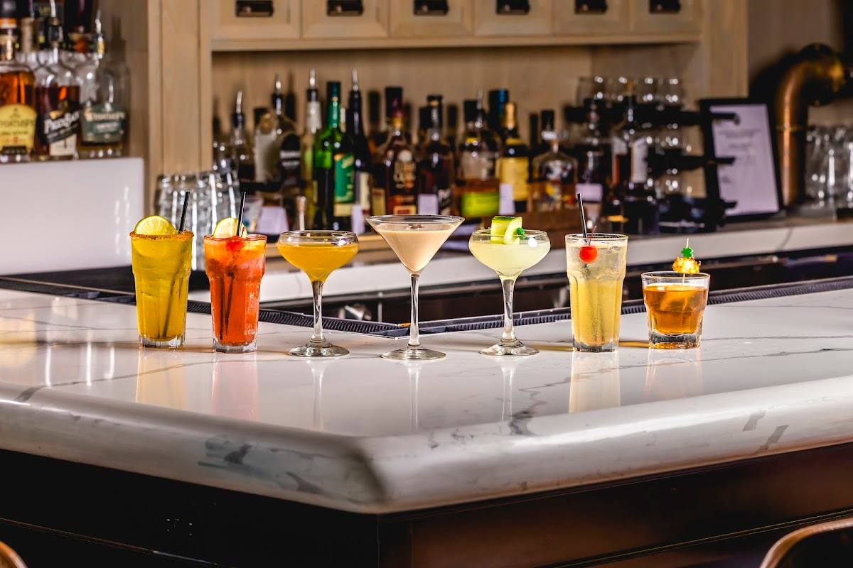 JOHNMARTIN's Restaurant & Bar