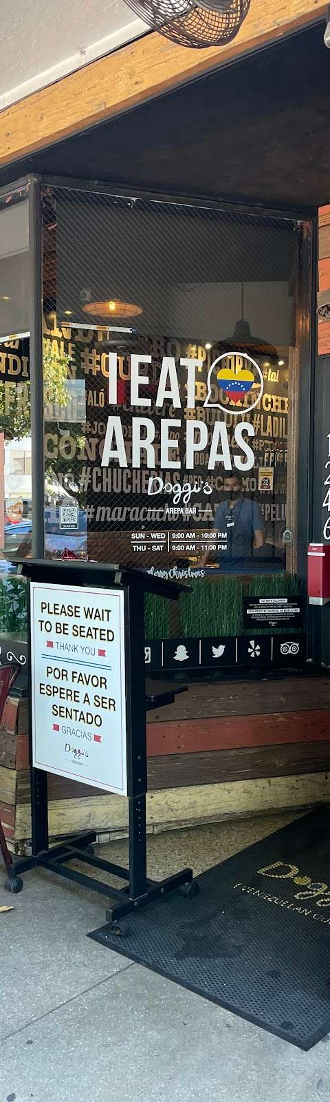 Doggi’s Arepa Bar