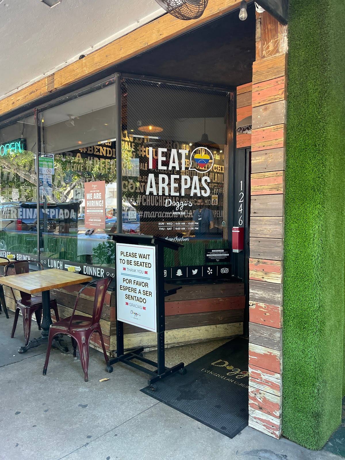 Doggi’s Arepa Bar