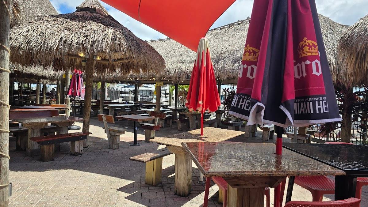 Monty's Raw Bar