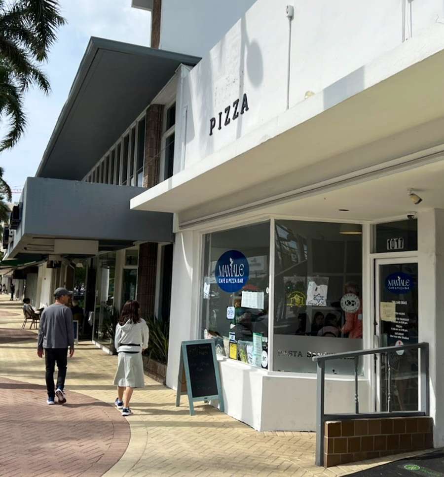 Mamale Café & Pizza Bar