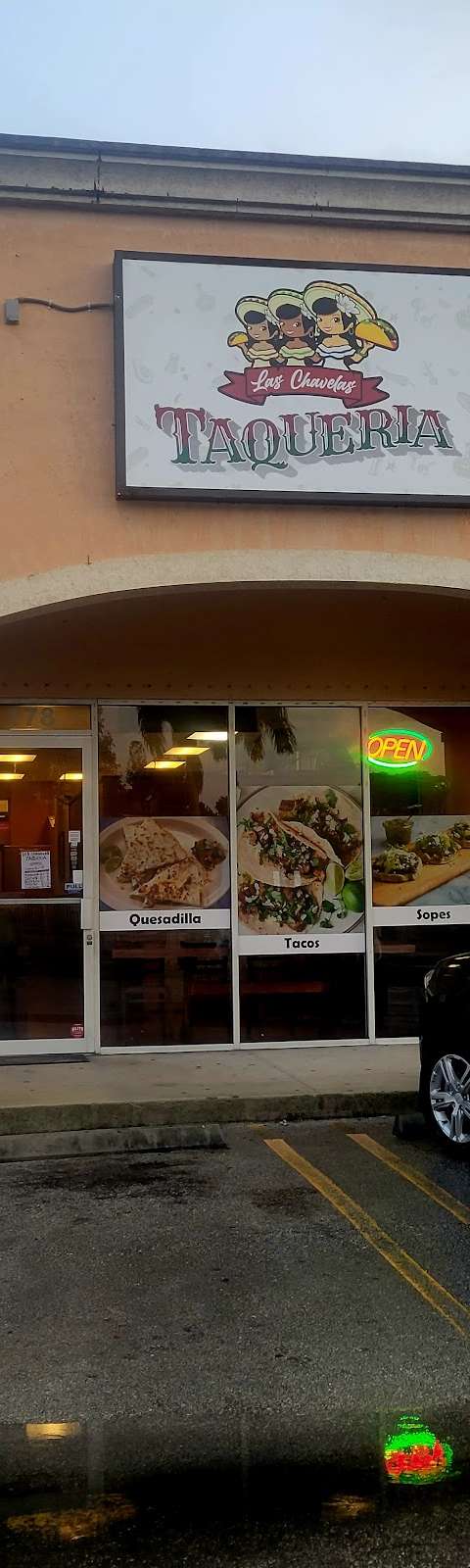 Las Chavelas Taquería