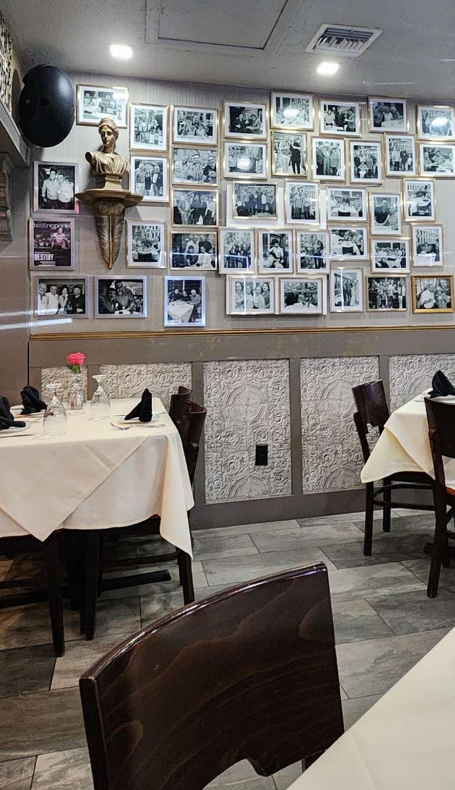 Giovanni's Restaurant