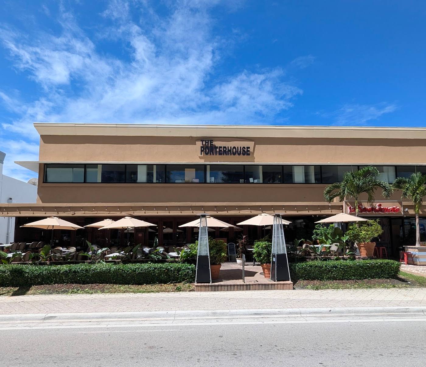 Porterhouse Music bar & Restaurant