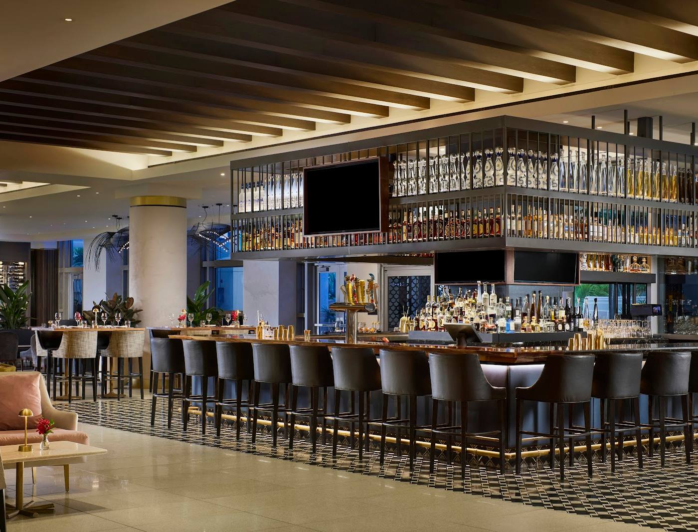 Bistro Collins