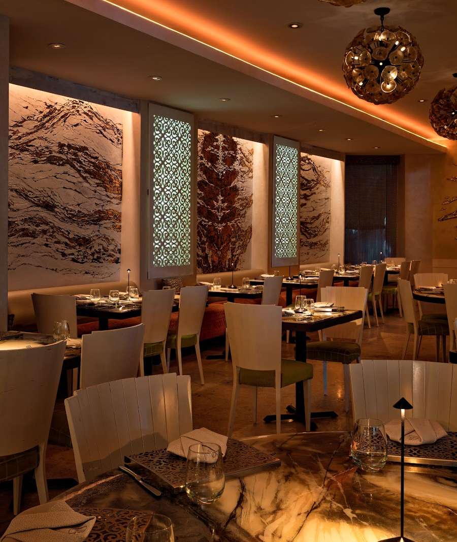 Barton G. The Restaurant