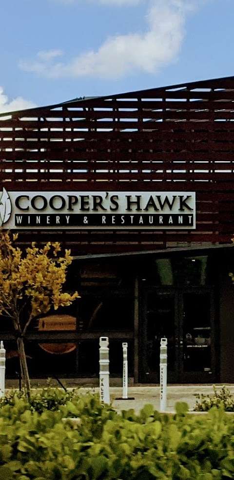 Cooper’s Hawk Winery & Restaurant – Doral