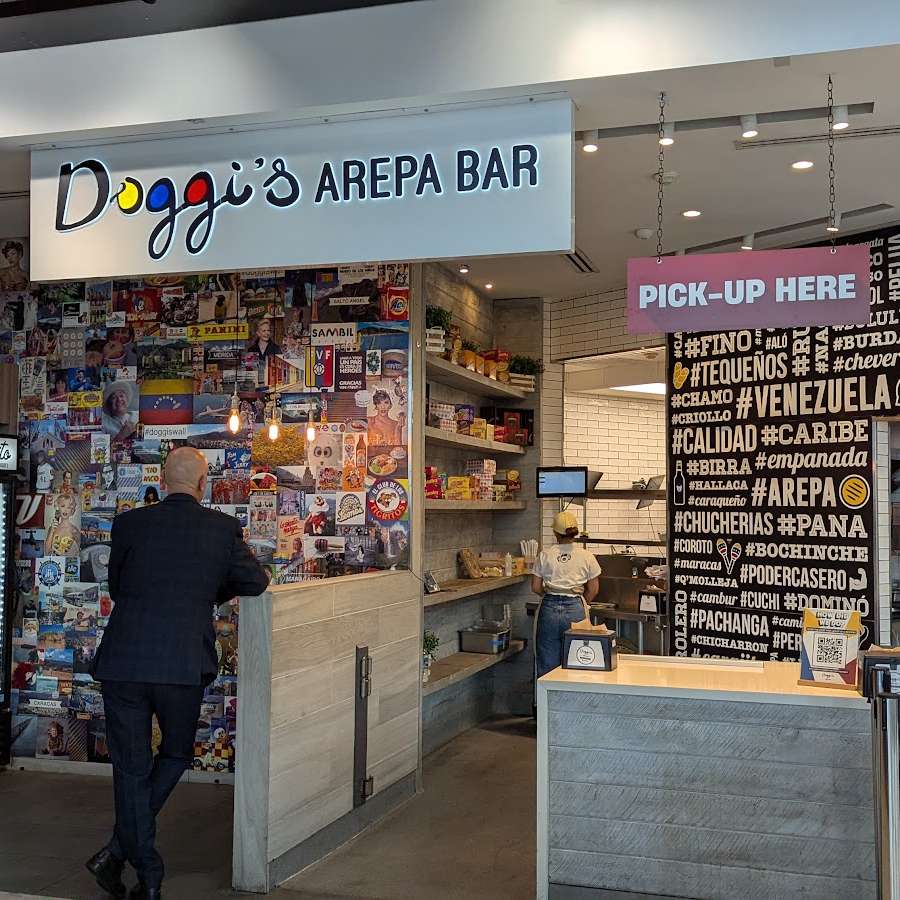 Doggi's Arepa Bar – Aventura
