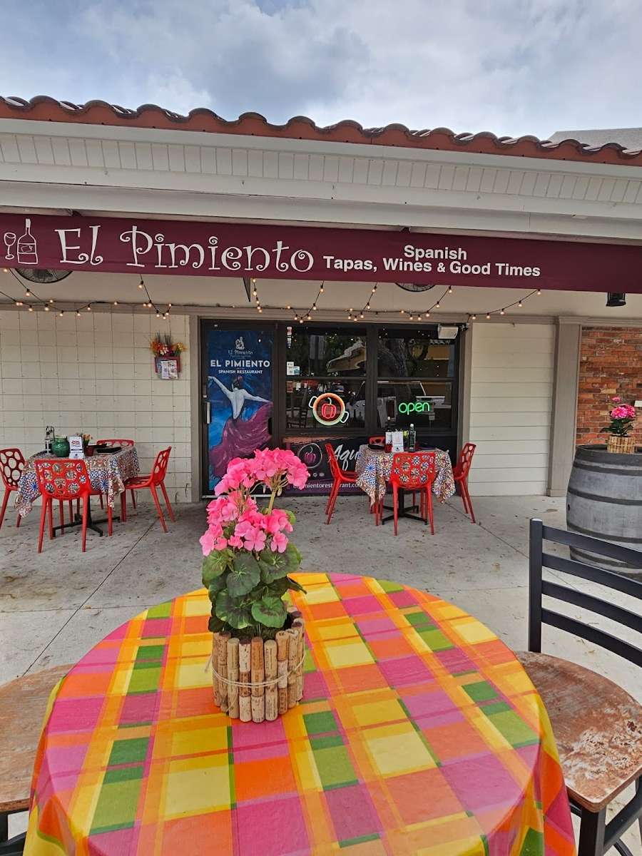 El Pimiento Restaurant