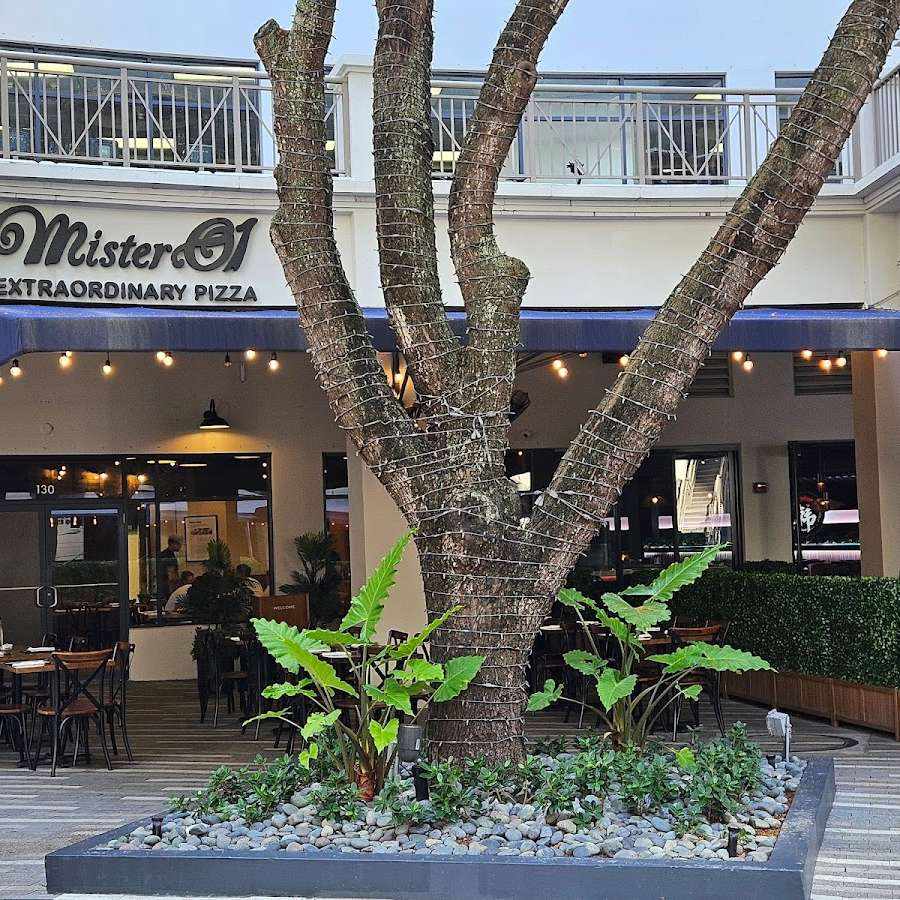 Mister O1 Extraordinary Pizza – Brickell