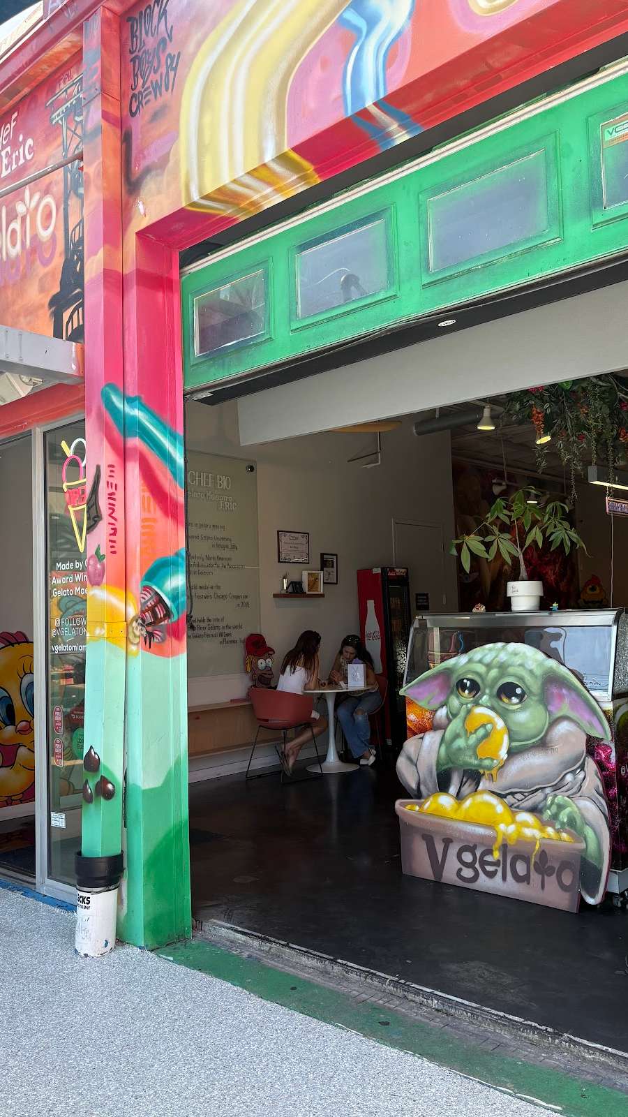 V Gelato & Cafe