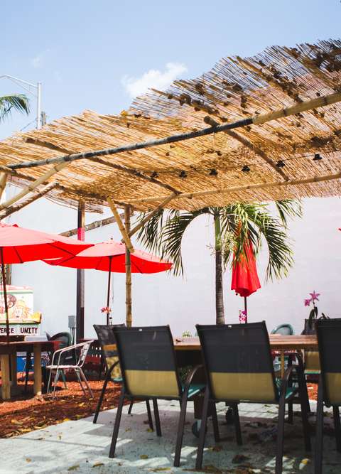 Naomi’s Garden Restaurant & Lounge