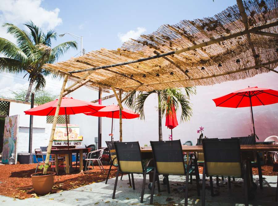 Naomi’s Garden Restaurant & Lounge