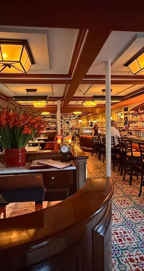Bouchon Bistro
