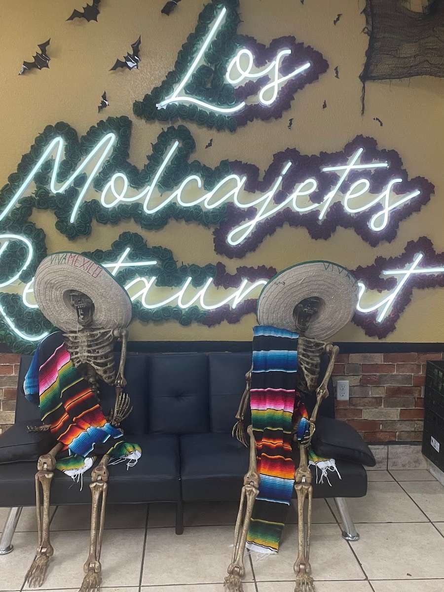 Los Molcajetes