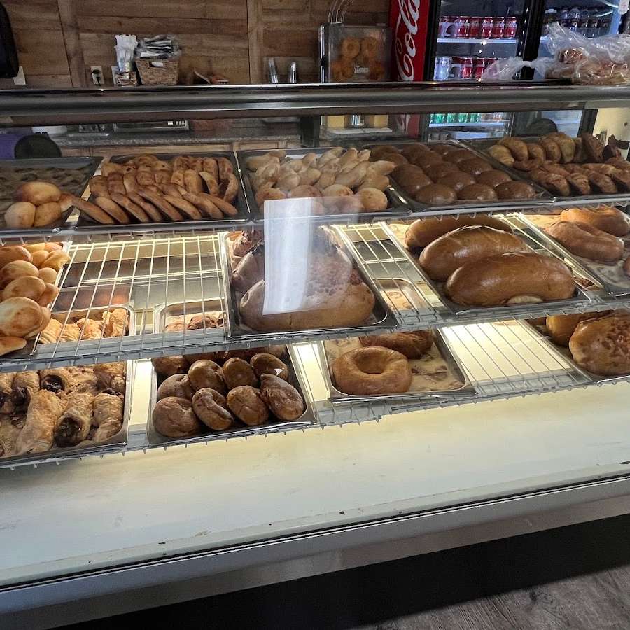 Macita’s Restaurant & Bakery