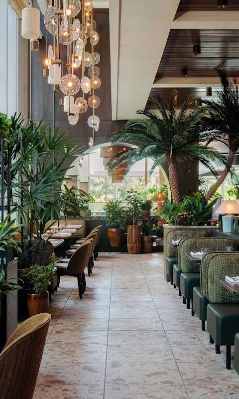 Earls Kitchen + Bar