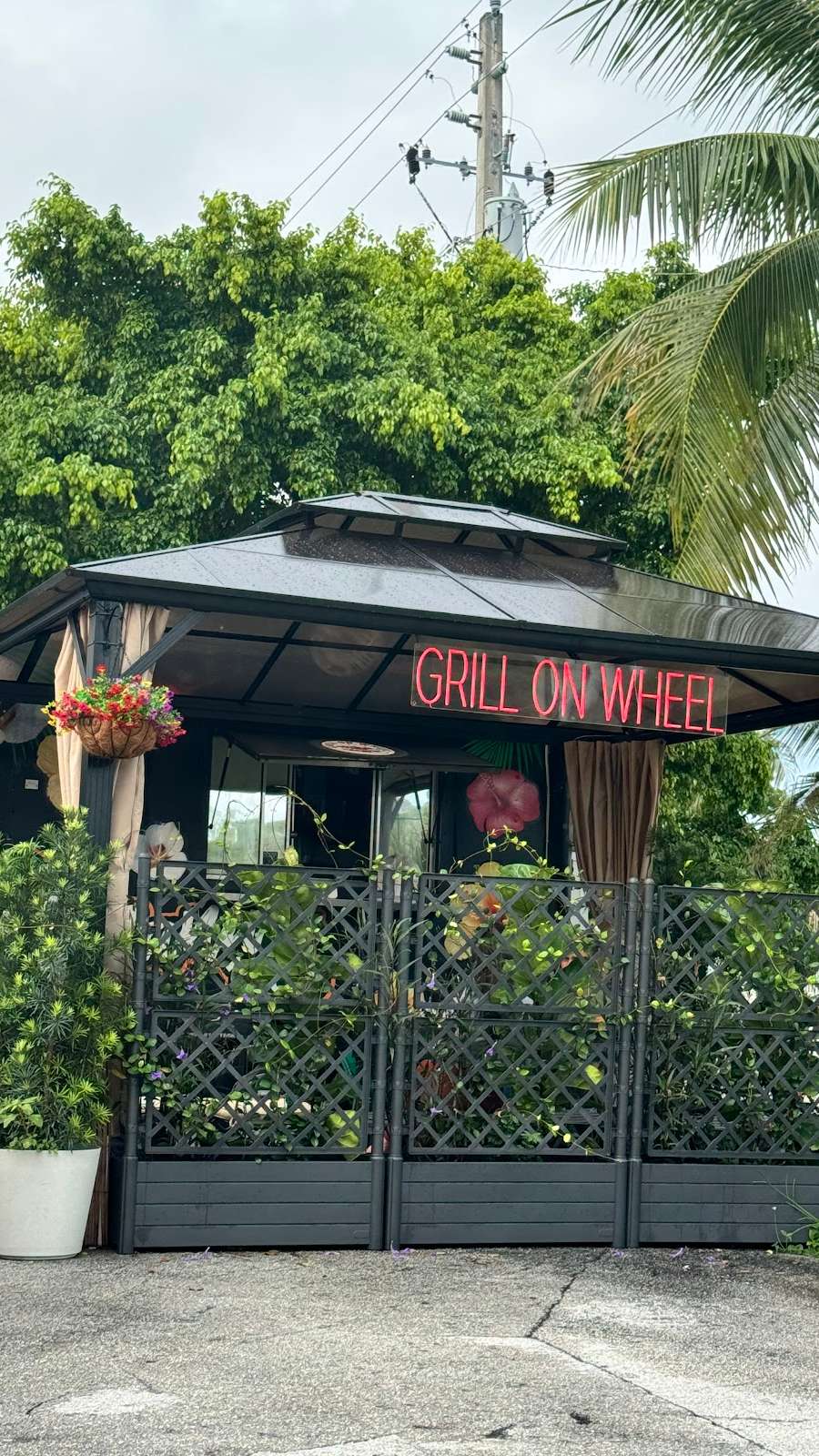 Grill on Wheel