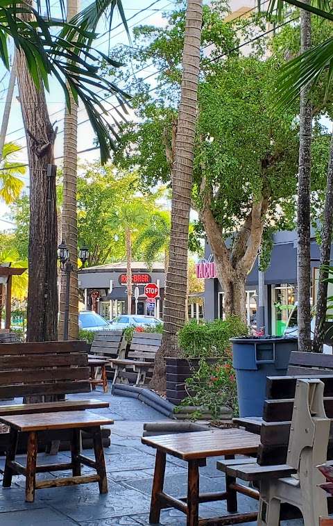 Bougainvillea's Old Florida Tavern