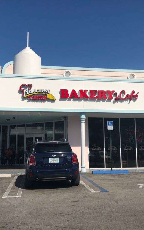 Pinecrest Bakery