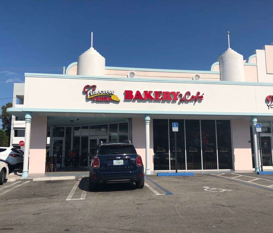 Pinecrest Bakery