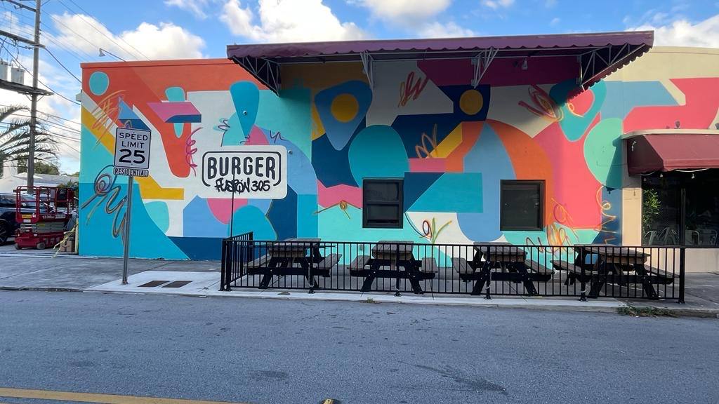 Burger Fusion 305