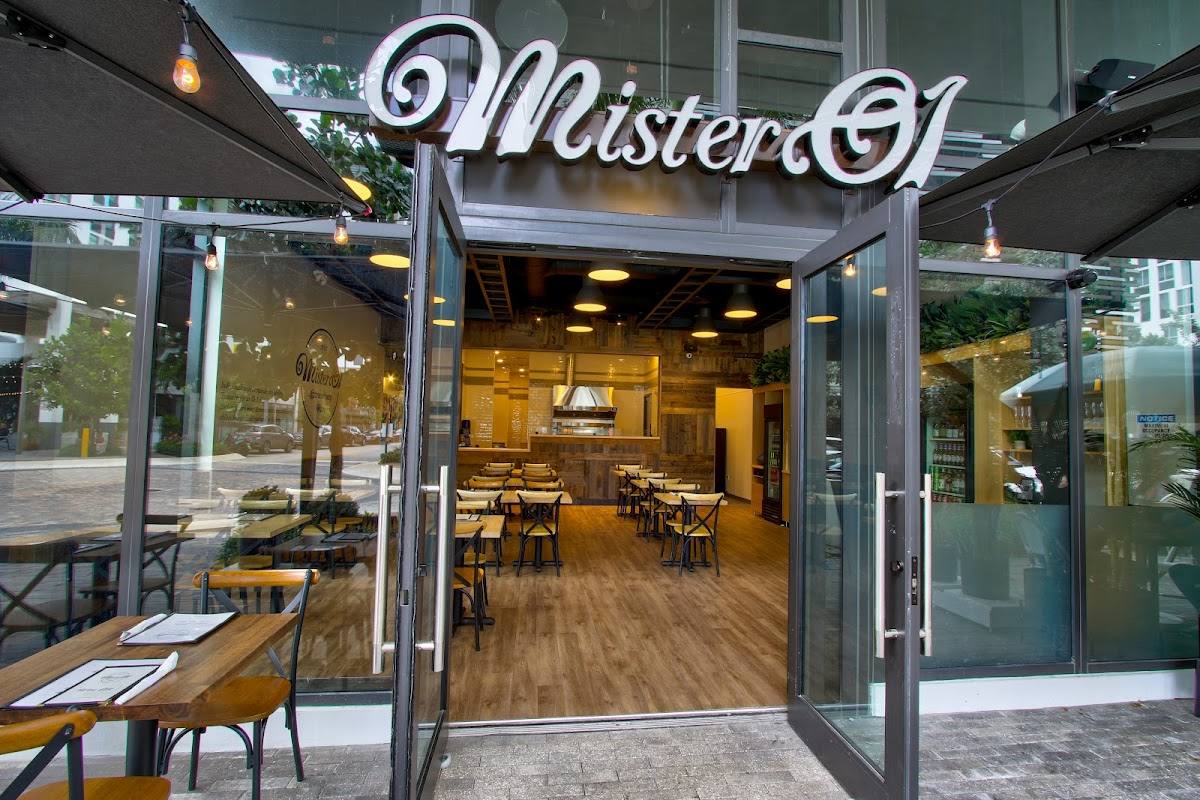 Mister O1 Extraordinary Pizza – Aventura