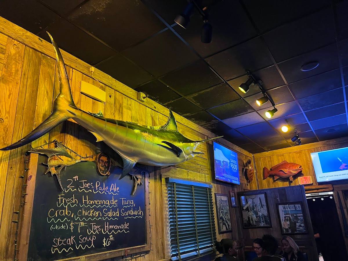Flanigan’s Seafood Bar & Grill – North Miami