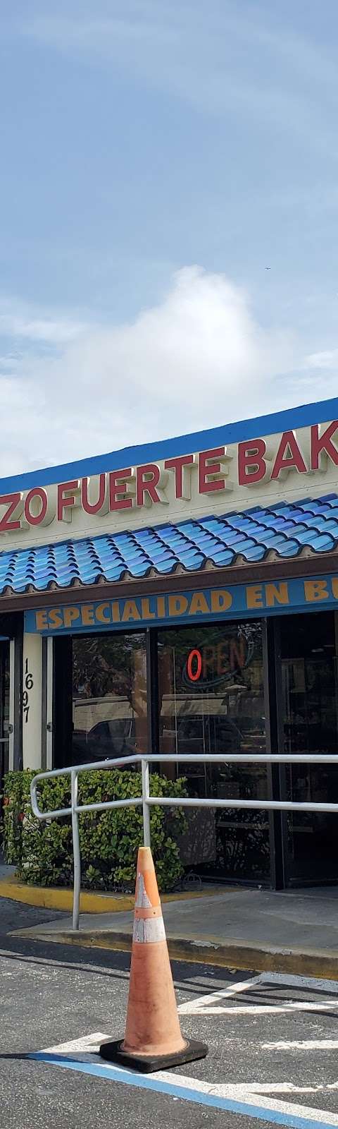 El Brazo Fuerte Bakery