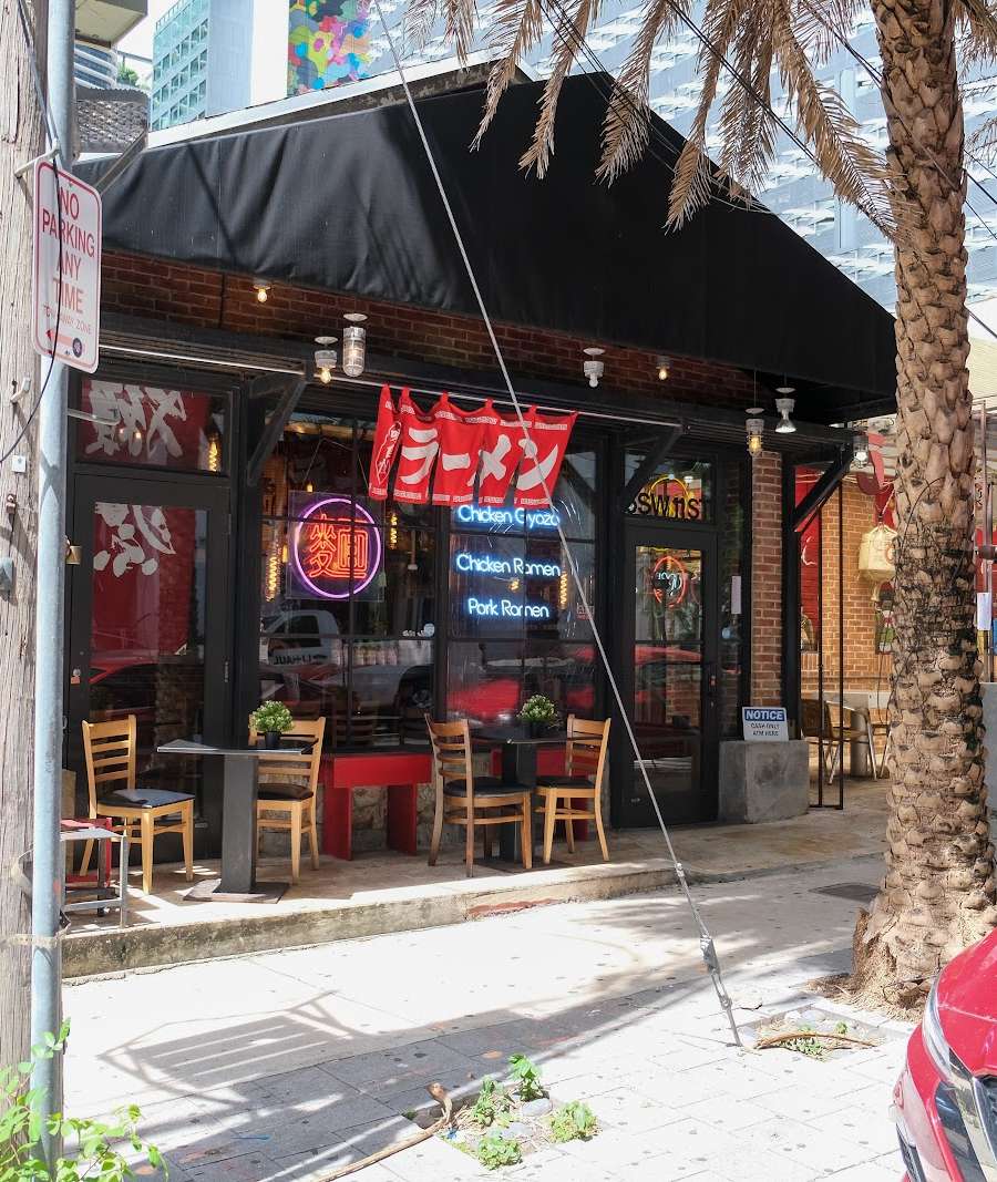Momi Ramen