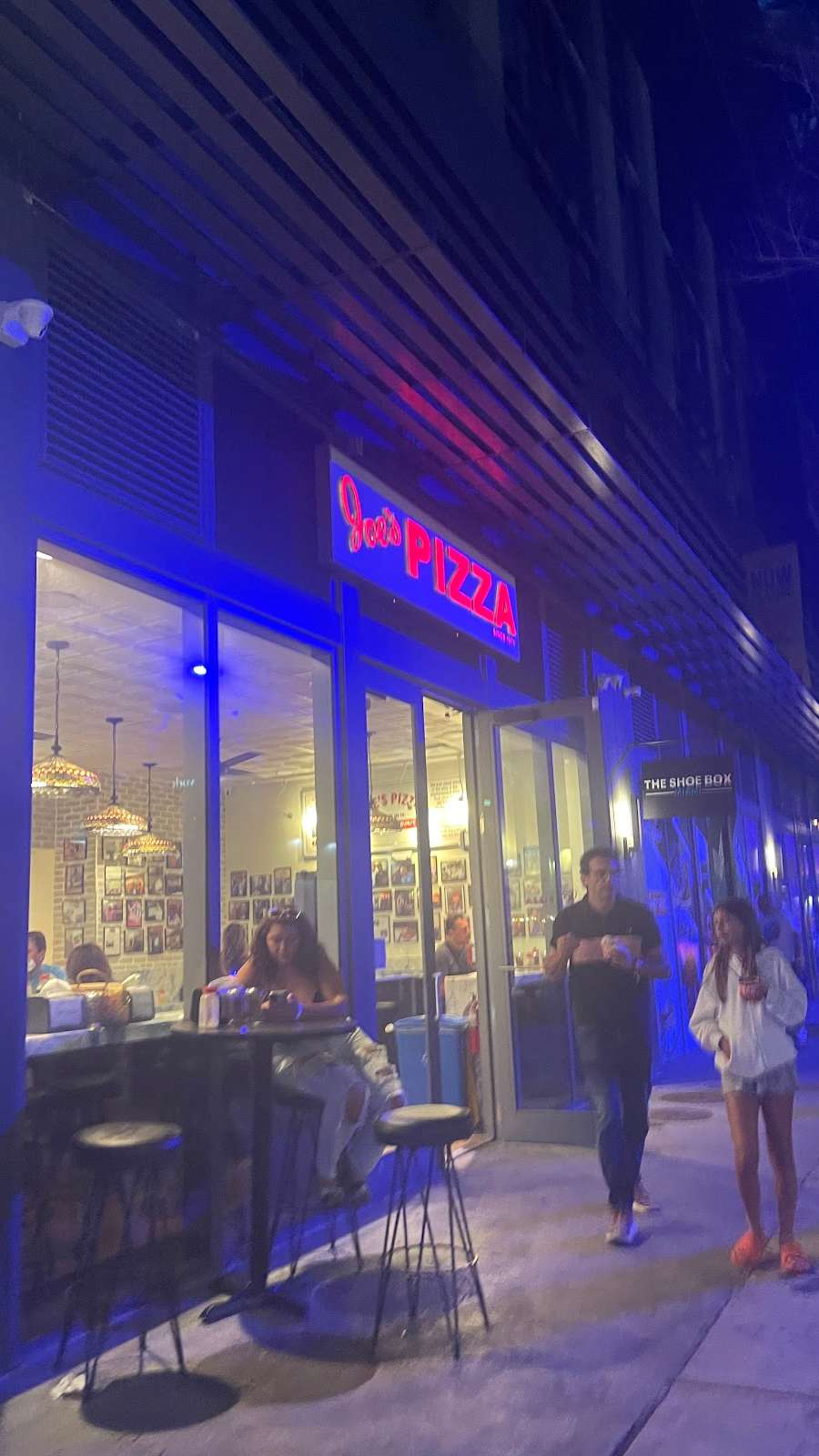 Joe's Pizza