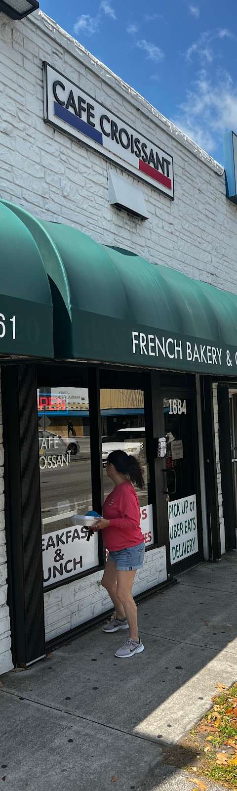 Cafe Croissant