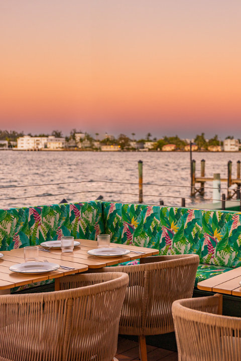 Palm Tree Club Miami Restaurant