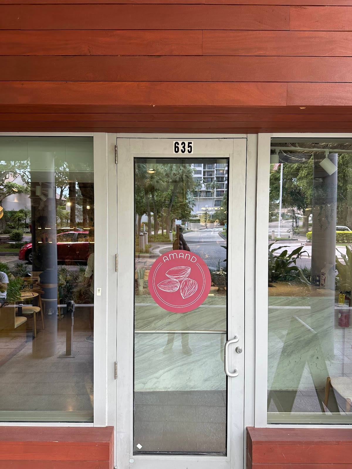 AMAND Café & Bistro