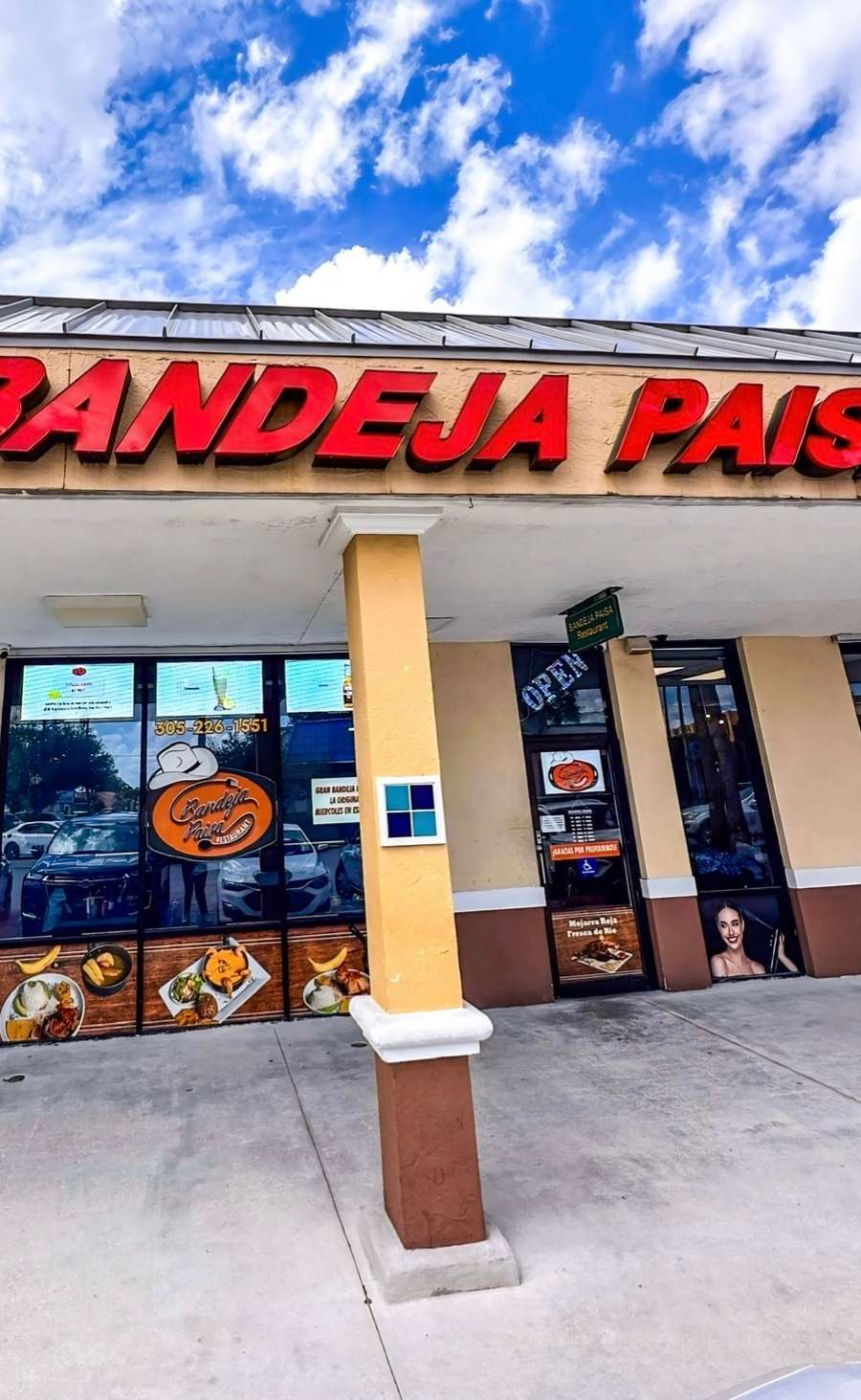 Bandeja Paisa Restaurant