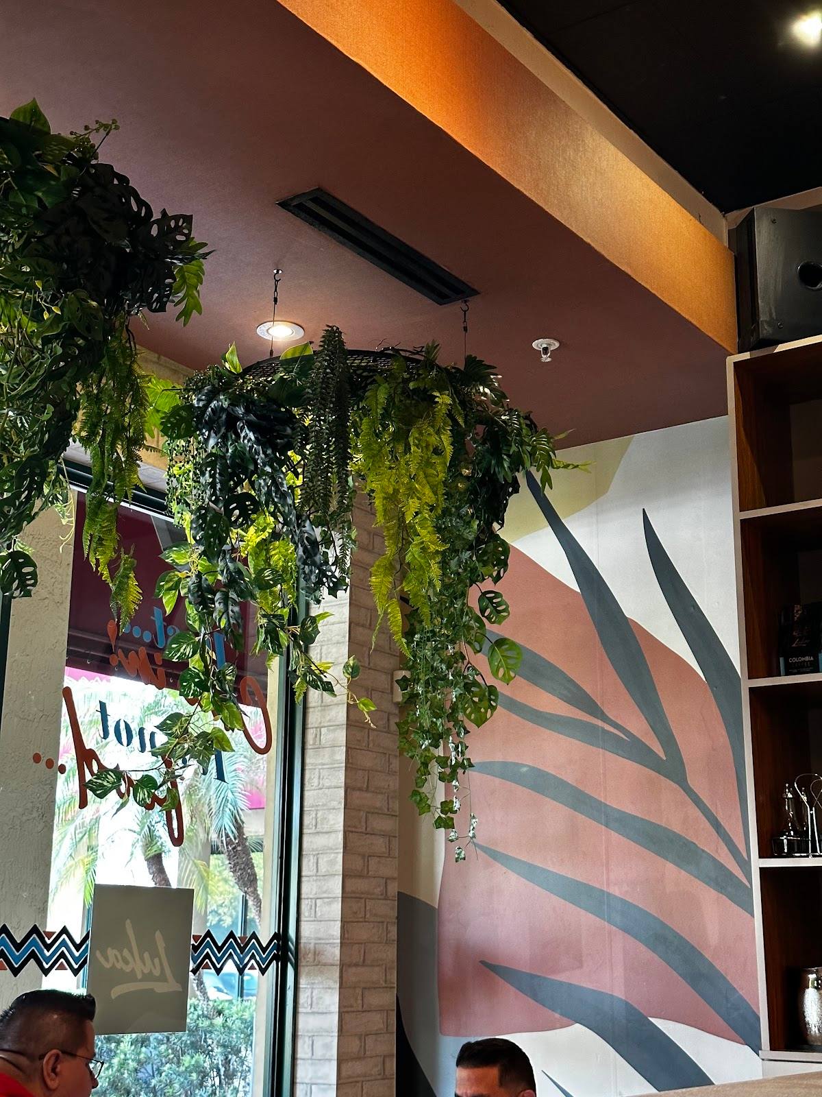 Luka Restaurant and Coffee